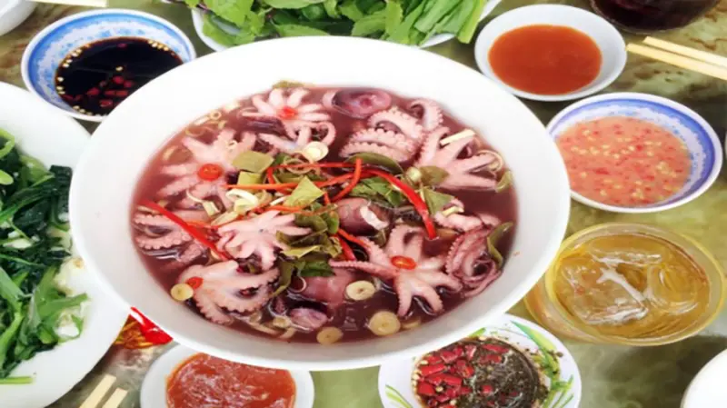ruốc nấu chua